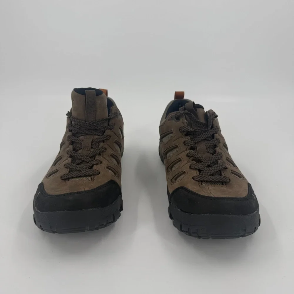 Oboz Footwear shipping ship